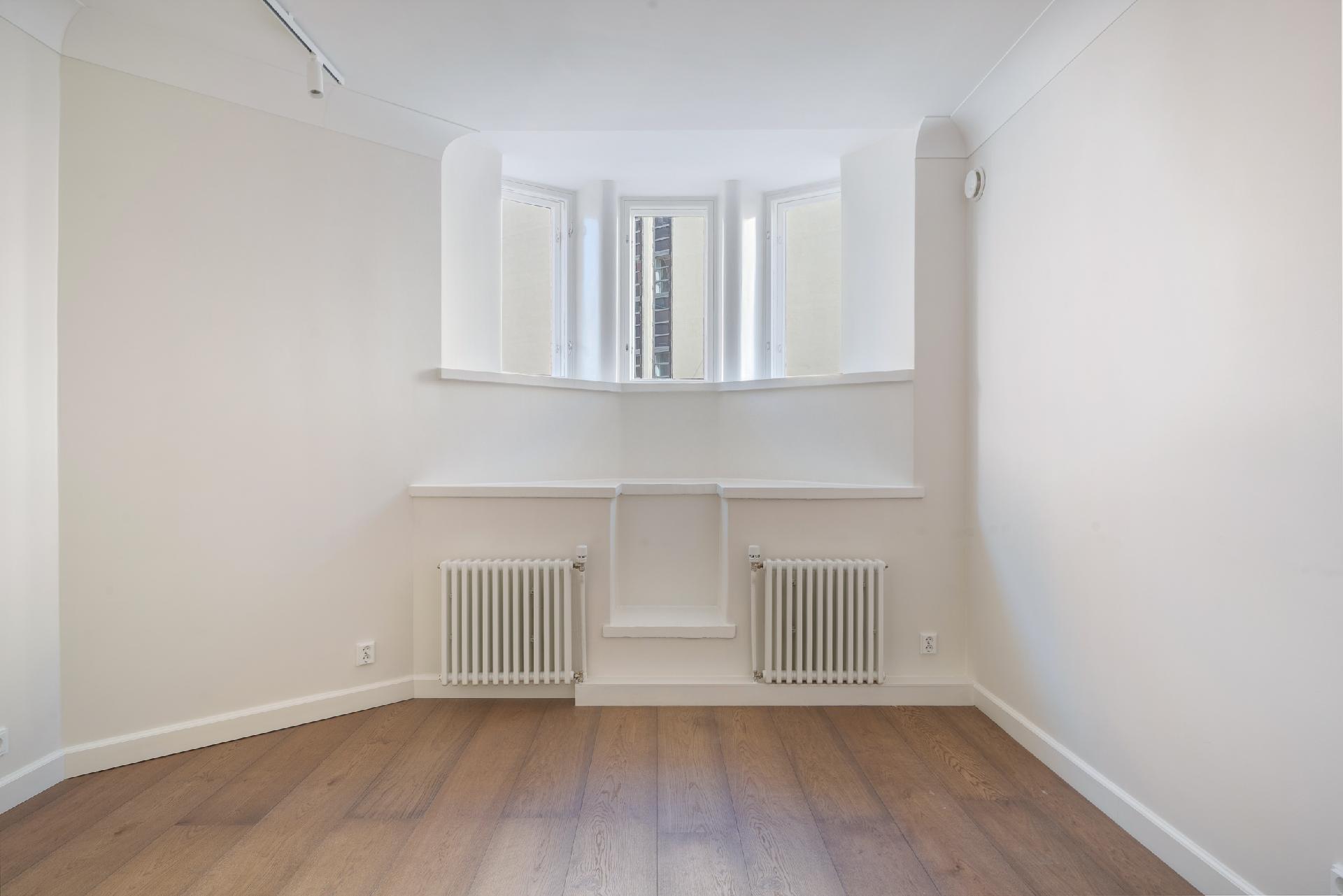 Luotsikatu 4, Katajanokka, Helsinki