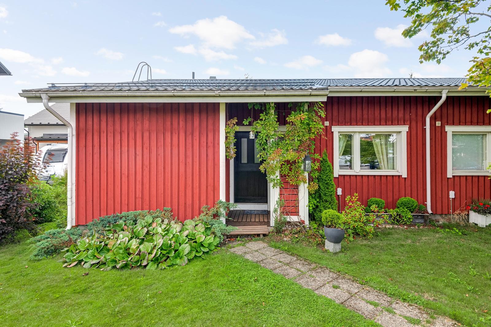 Lähdeniityntie 4 C, Tapaninkylä, Helsinki