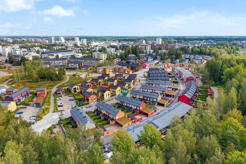 Neitoperhosentie 9, Honkasuo, Helsinki