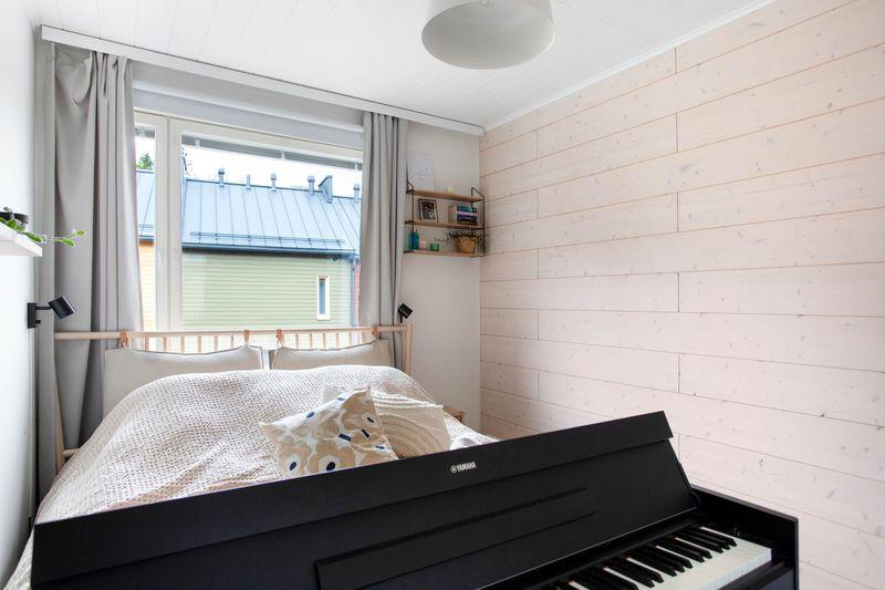 Neitoperhosentie 9, Honkasuo, Helsinki