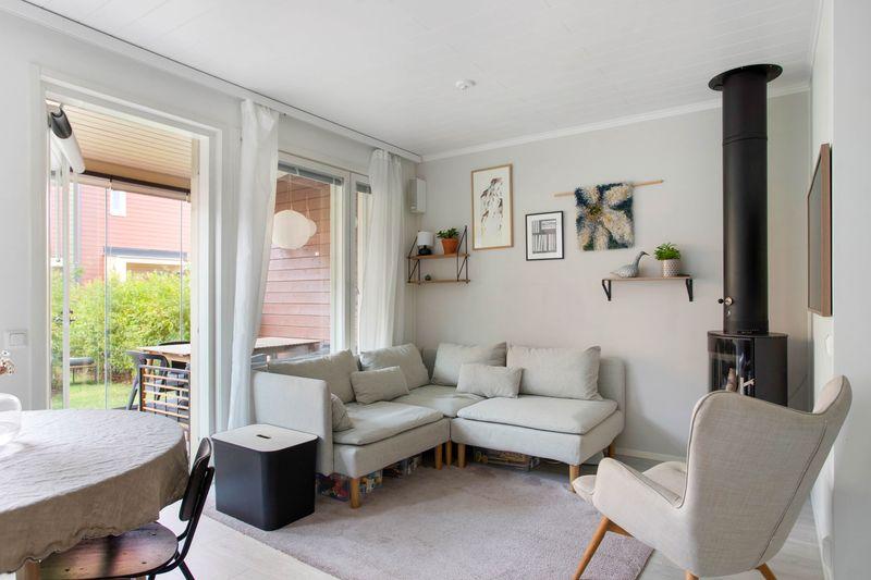 Neitoperhosentie 9, Honkasuo, Helsinki