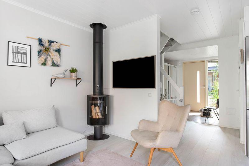 Neitoperhosentie 9, Honkasuo, Helsinki