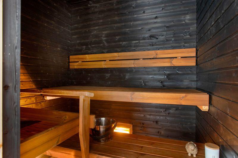 Neitoperhosentie 9, Honkasuo, Helsinki