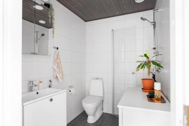 Neitoperhosentie 9, Honkasuo, Helsinki