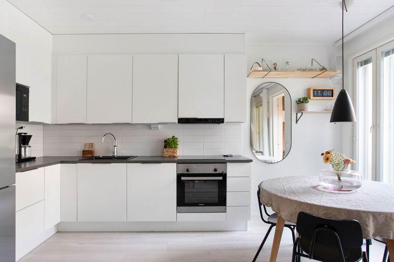 Neitoperhosentie 9, Honkasuo, Helsinki