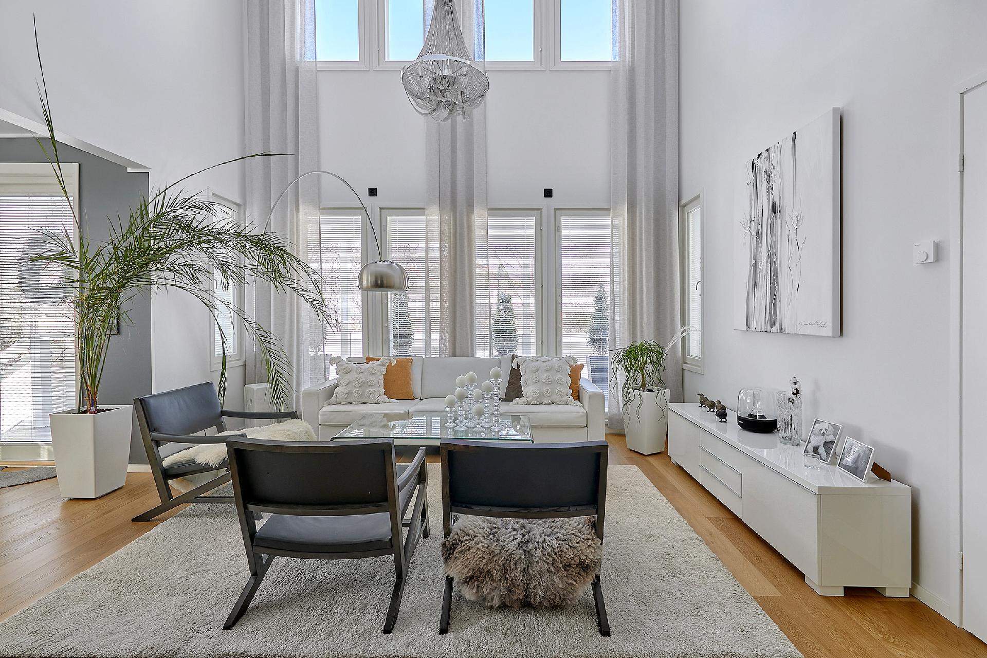 Kullervonkatu 3, Keskusta, Lohja