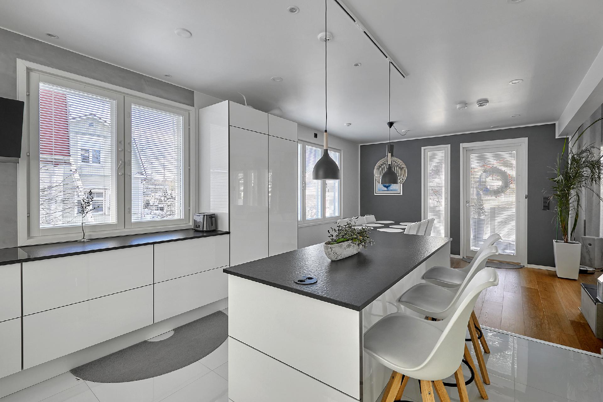 Kullervonkatu 3, Keskusta, Lohja