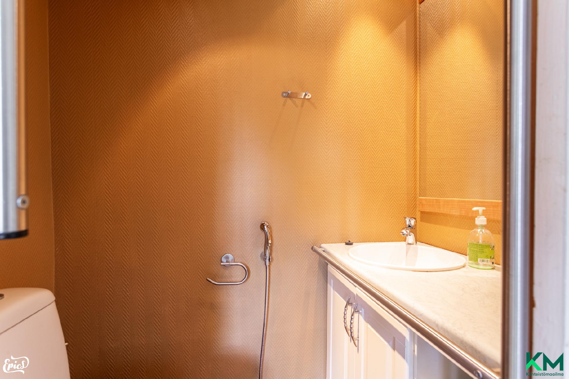 Pirttilahdentie 4, Sääksjärvi, Lempäälä