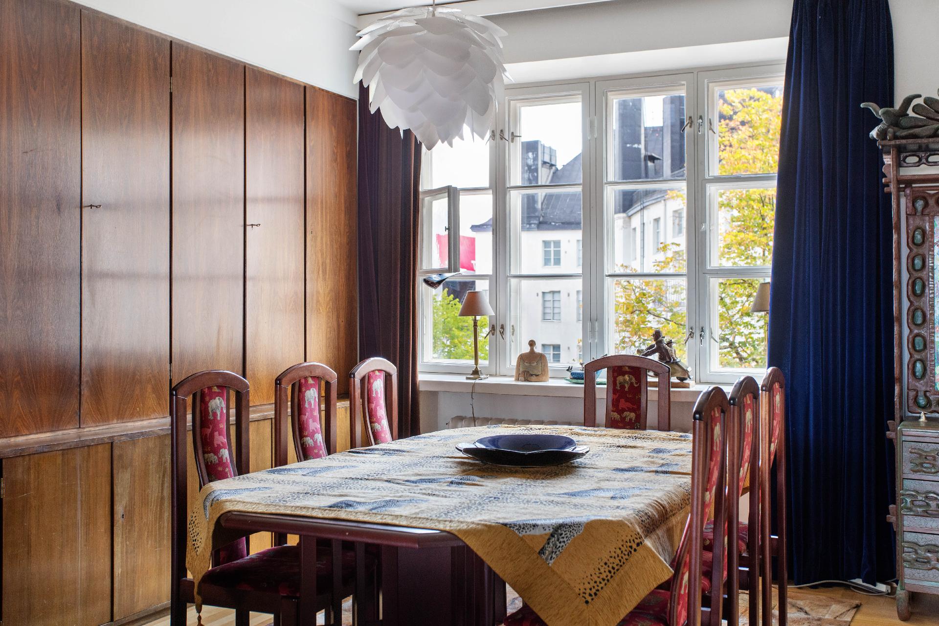 Runeberginkatu 31, Etu-Töölö, Helsinki