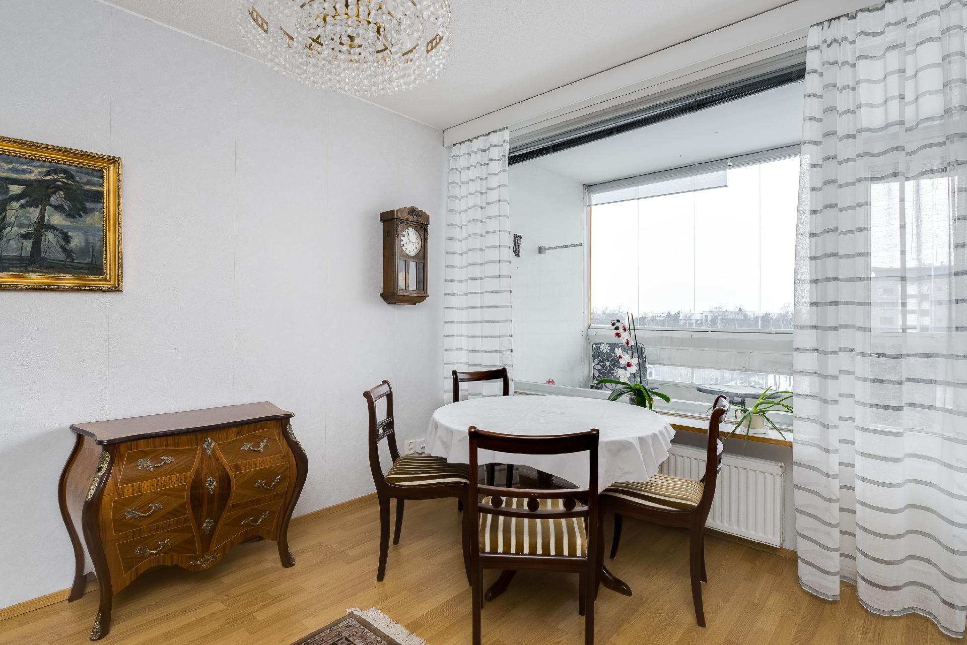 Kontulankaari 2, Kontula, Helsinki