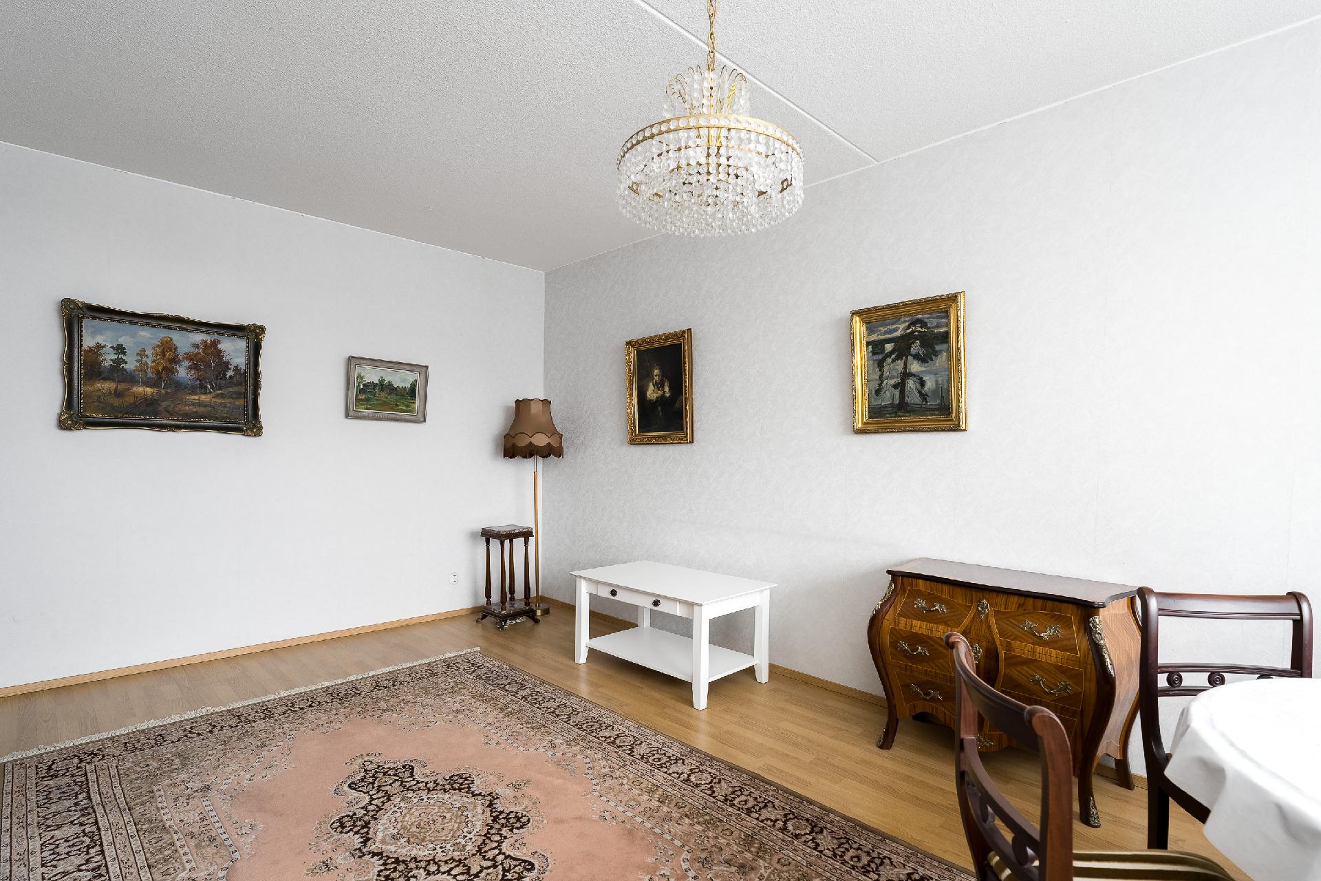 Kontulankaari 2, Kontula, Helsinki