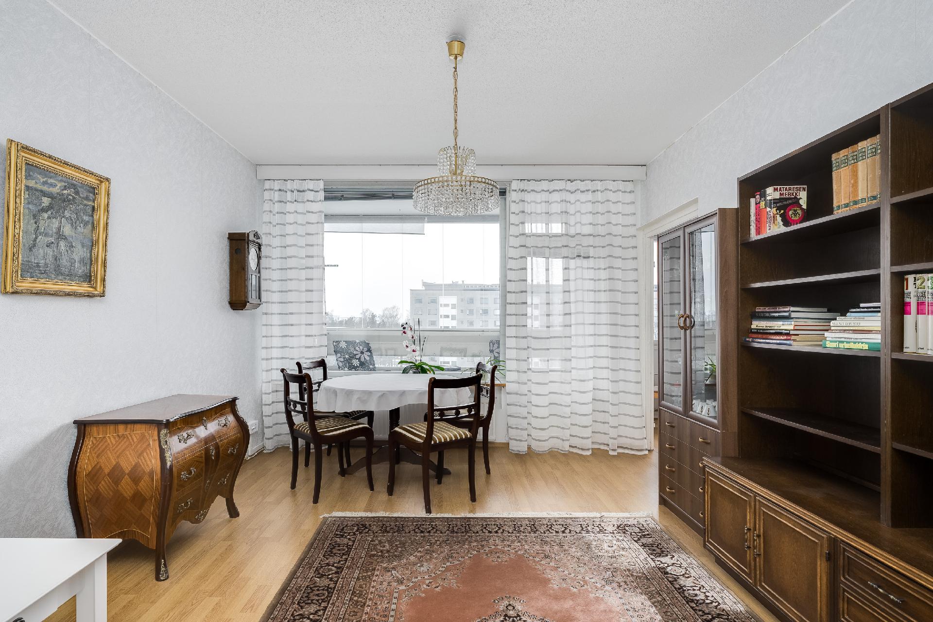 Kontulankaari 2, Kontula, Helsinki