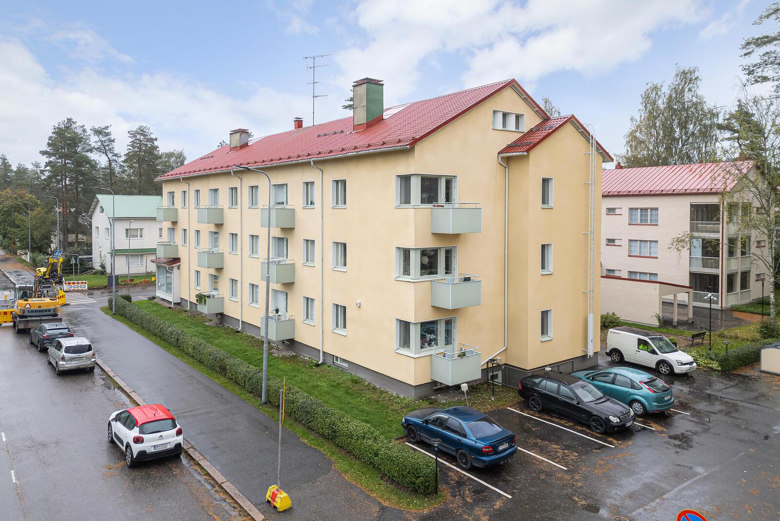 Pohjoinen Puistokatu 3, Parantola, Hyvinkää