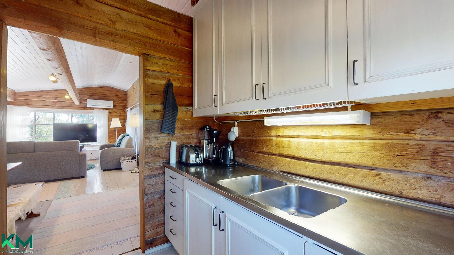 Panikentie 79, Replot, Mustasaari