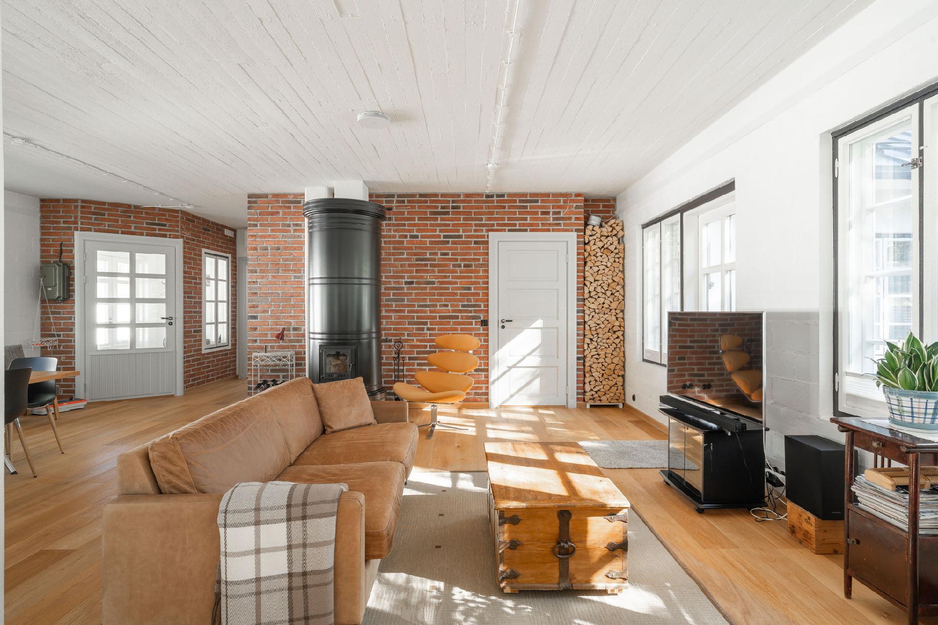 Fribölentie 6, Salo