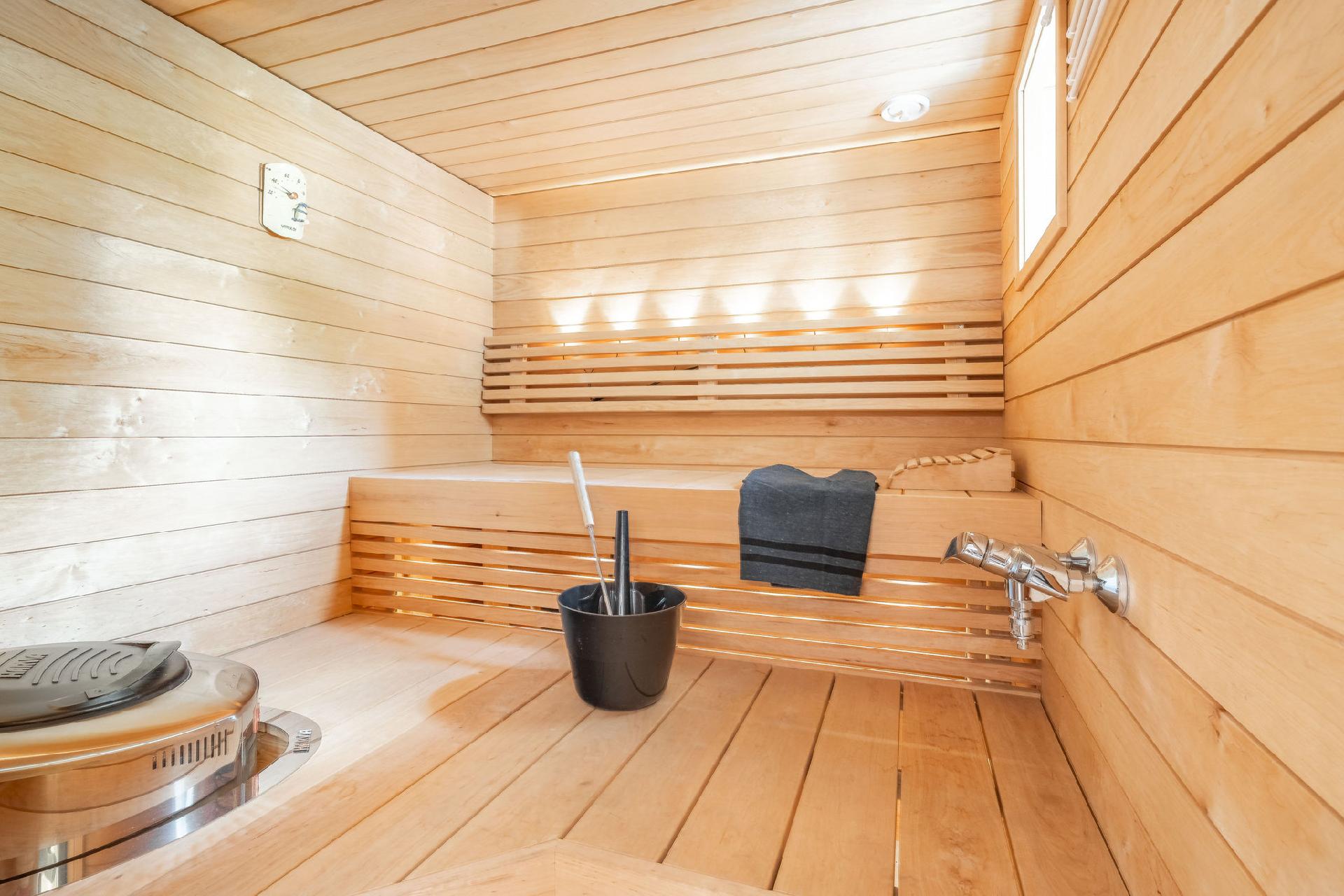 Fribölentie 6, Salo