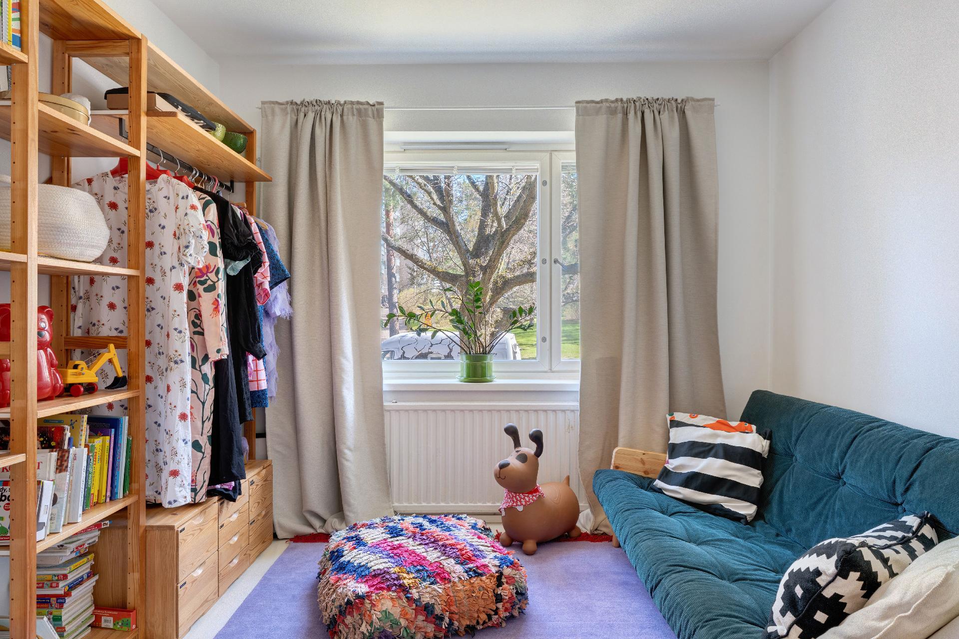 Porintie 9, Munkkivuori, Helsinki