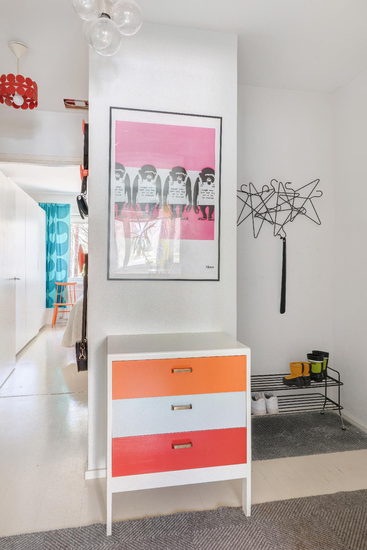 Porintie 9, Munkkivuori, Helsinki