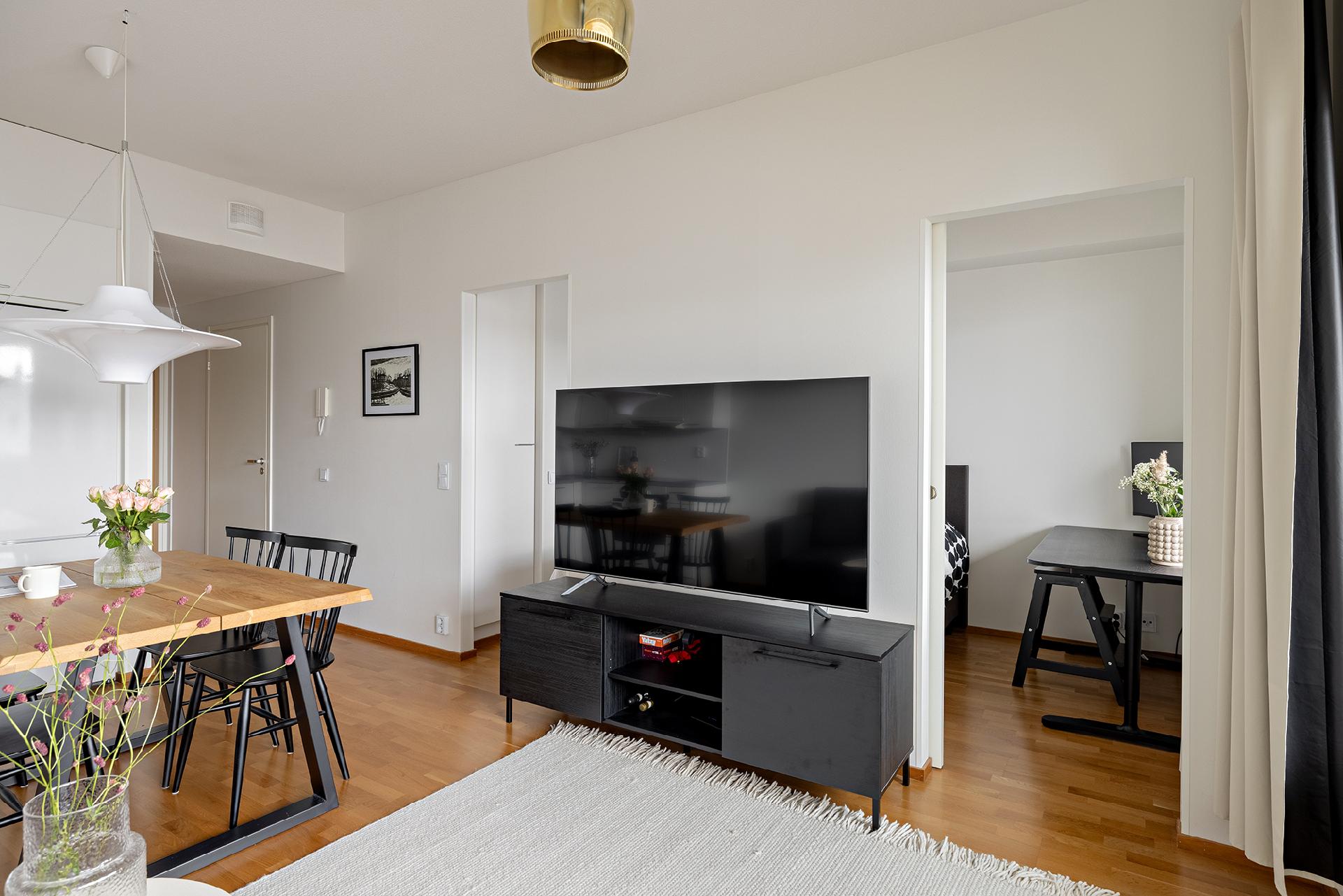 Kauppalinnankatu 1, Linnanmaa, Oulu