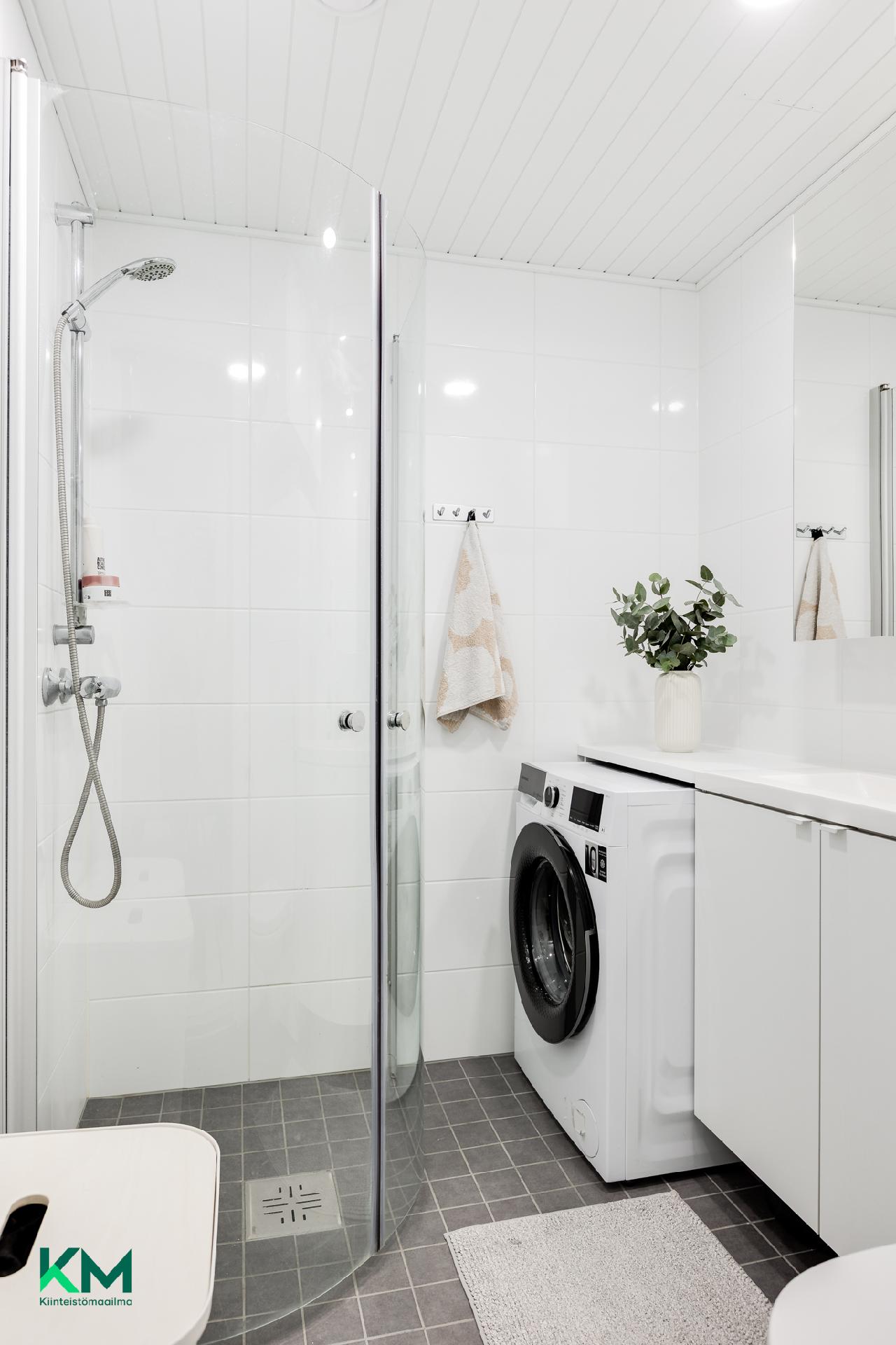 Lekatie 15, Karjasilta, Oulu