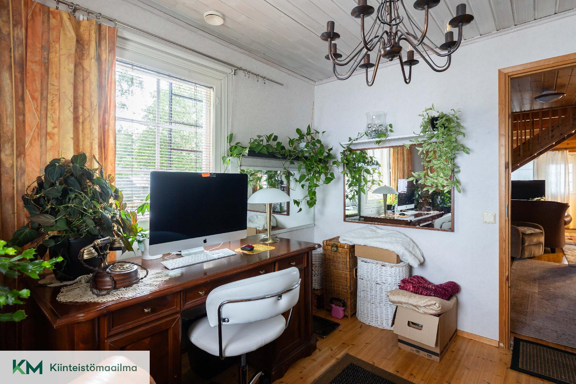 Punkkilantie 11, Tiutinen, Kotka