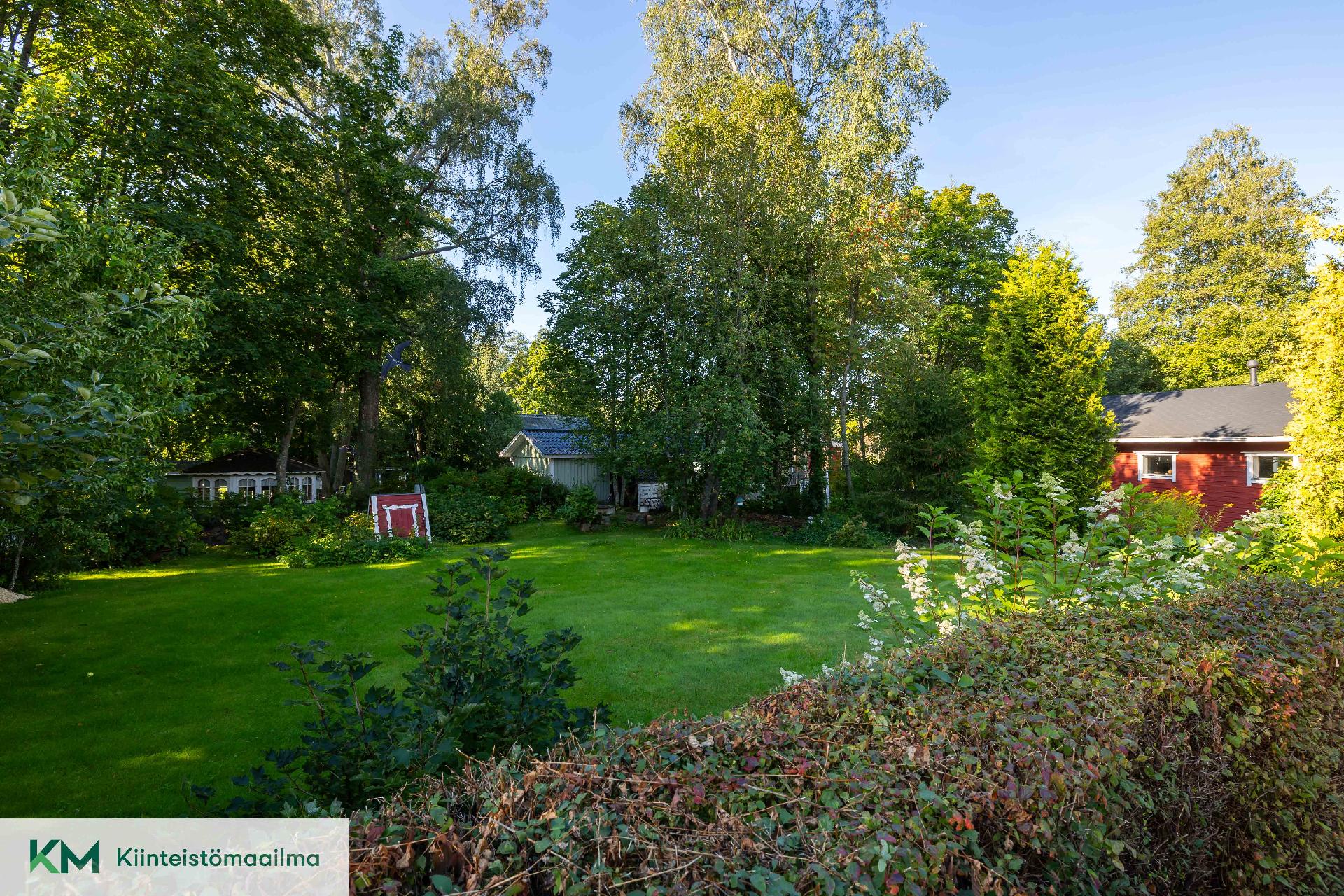 Punkkilantie 11, Tiutinen, Kotka