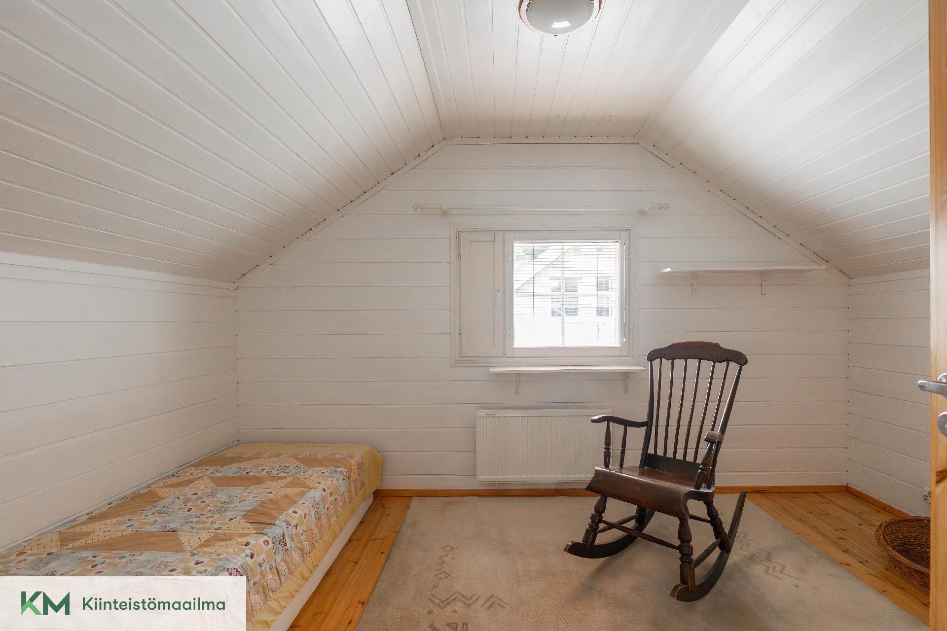 Punkkilantie 11, Tiutinen, Kotka