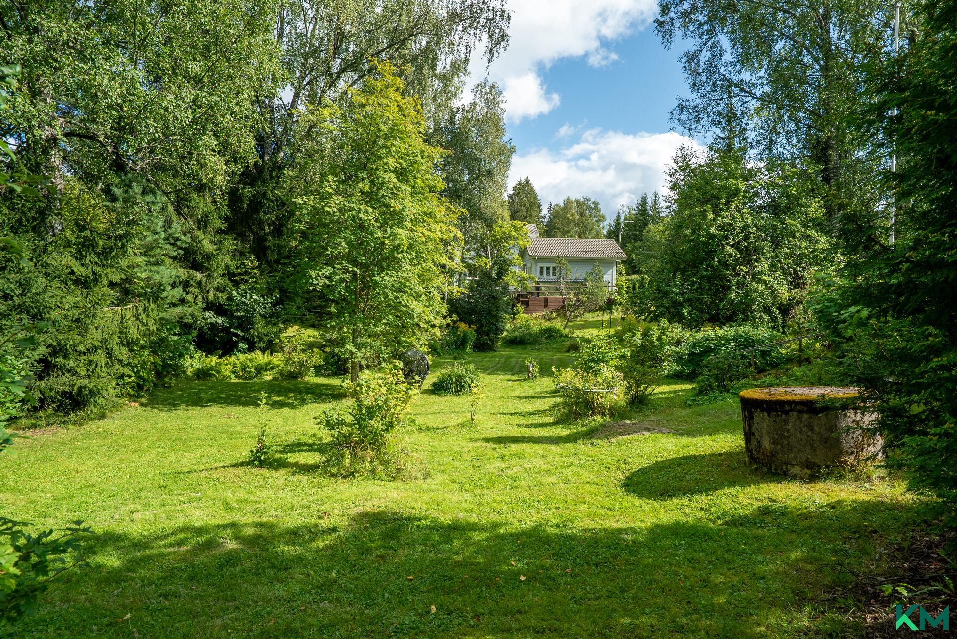 kuvattu etelästä päin