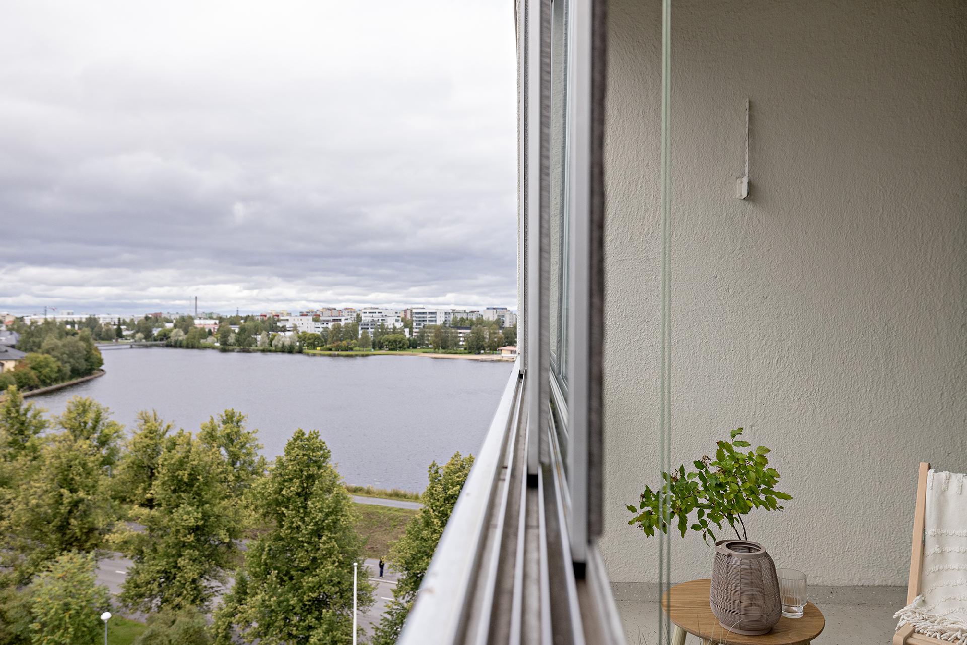 Kasarmintie 20, Kasarminranta, Oulu