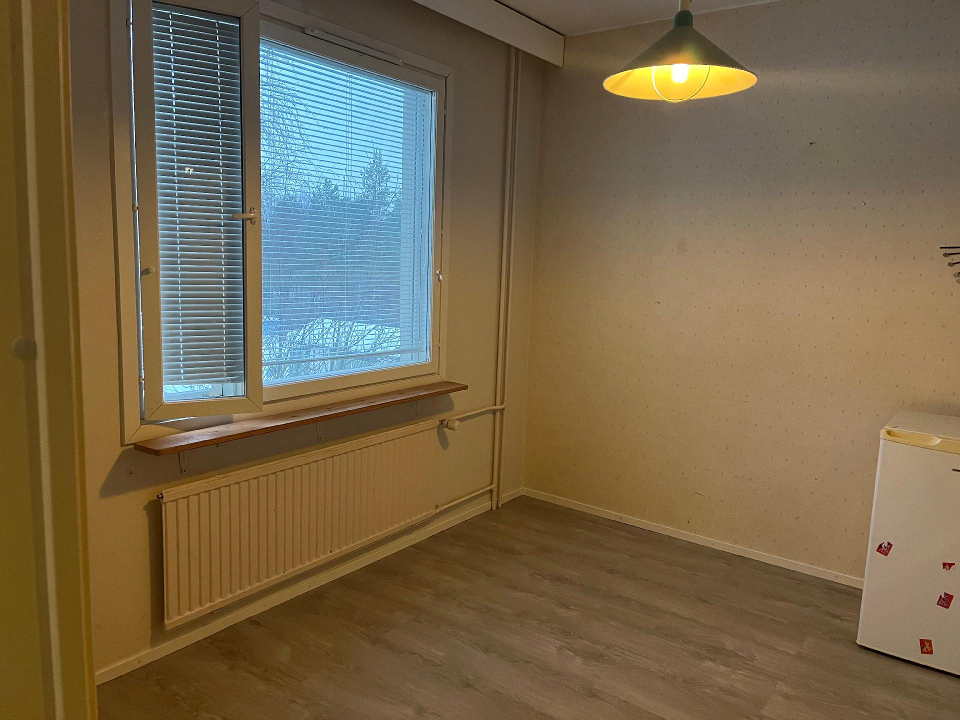 Velhontie 6, Karhuvuori, Kotka