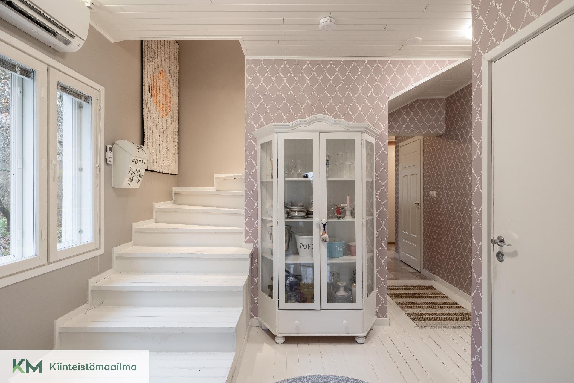 Ilmattarenkatu 4, Hovila, Kotka