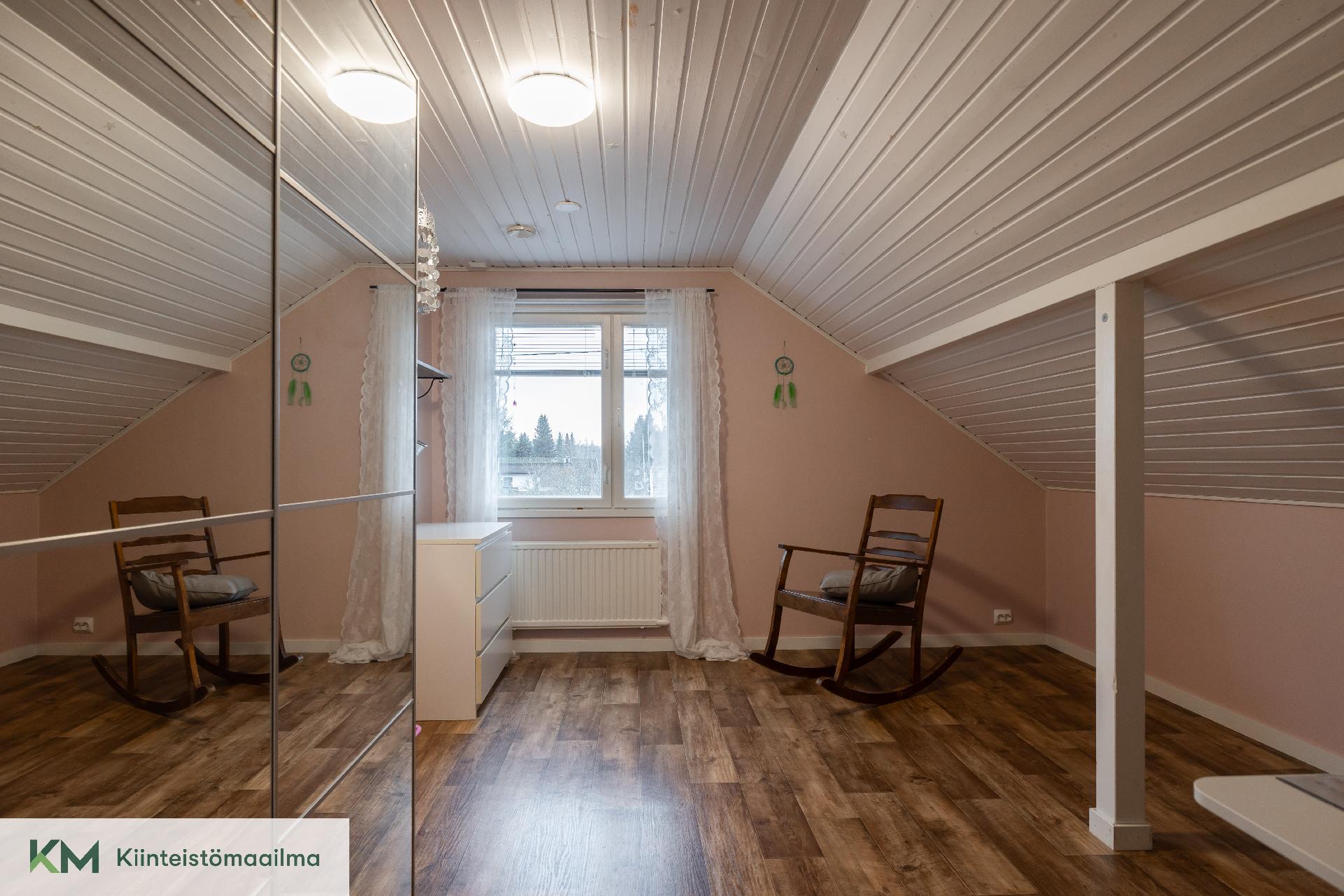 Ilmattarenkatu 4, Hovila, Kotka