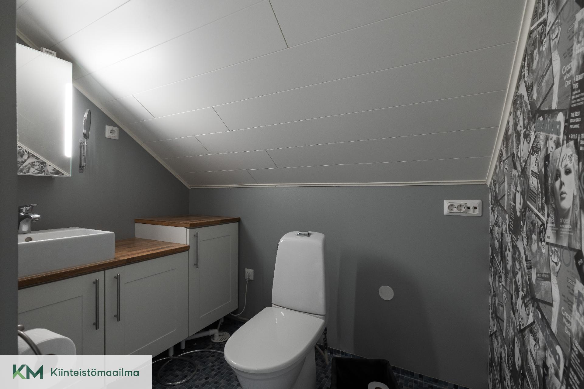 Ilmattarenkatu 4, Hovila, Kotka