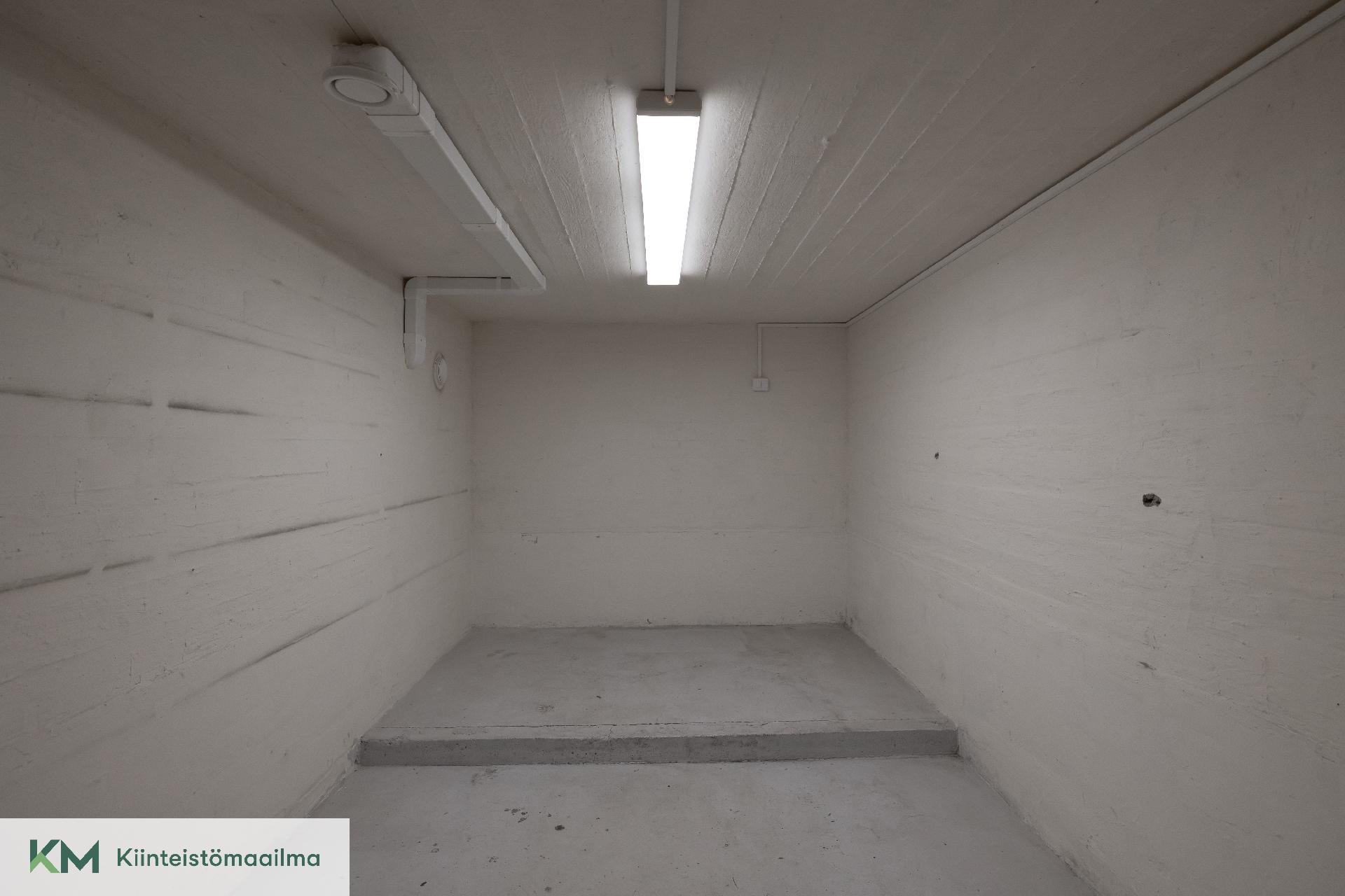 Ilmattarenkatu 4, Hovila, Kotka