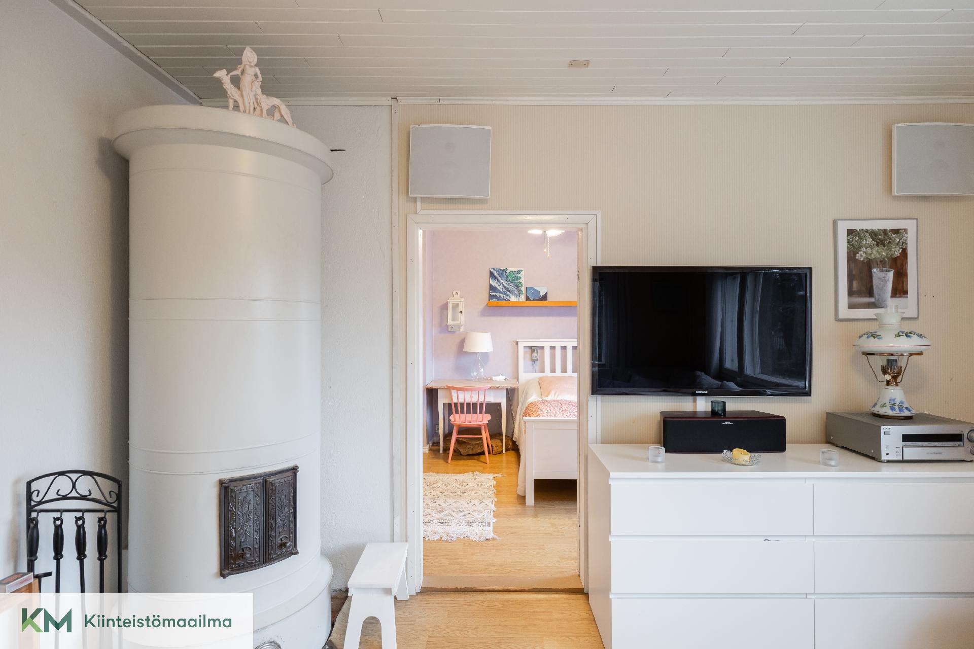 Ilmattarenkatu 4, Hovila, Kotka