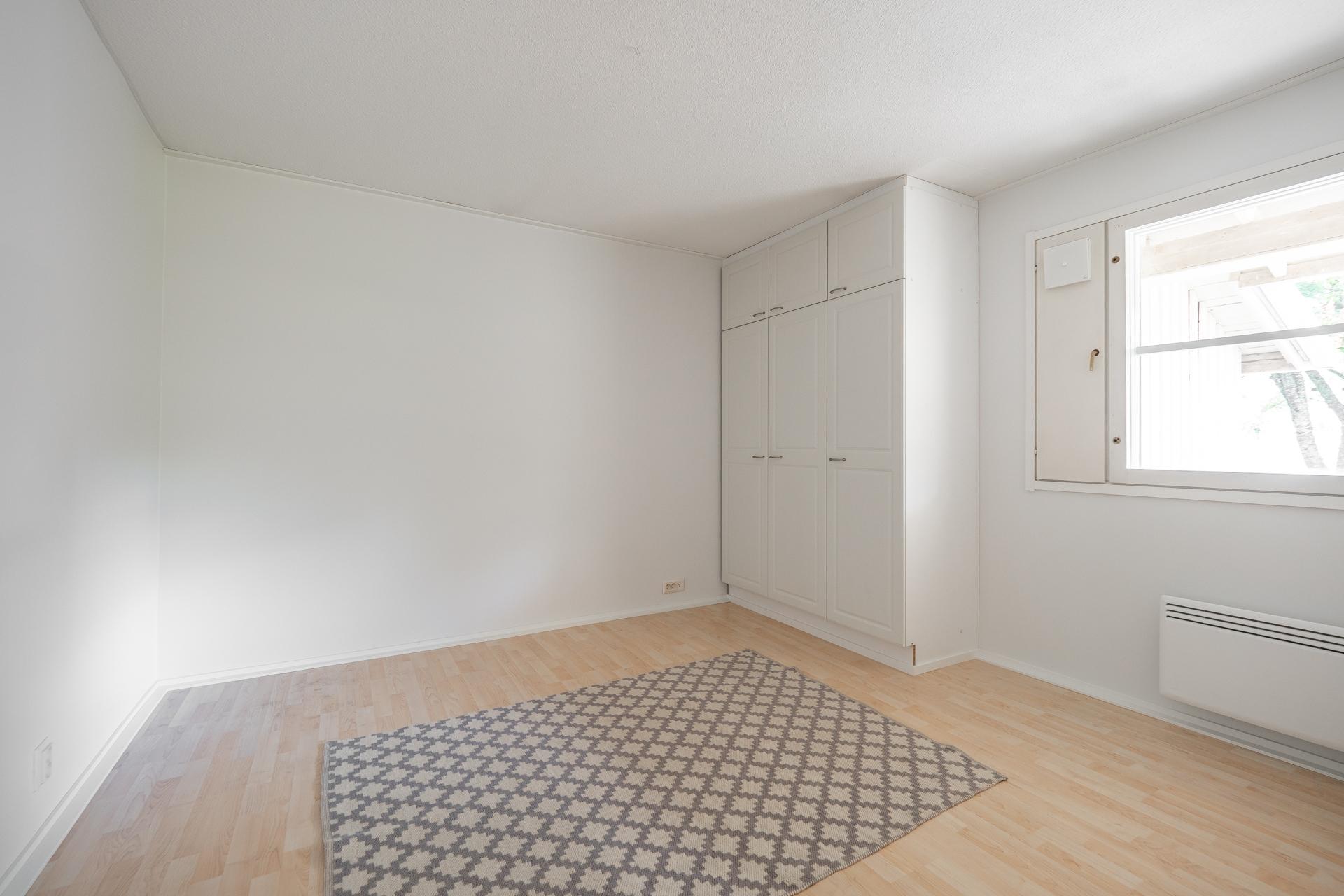 Käpykuusentie 13, Iinatti, Oulu