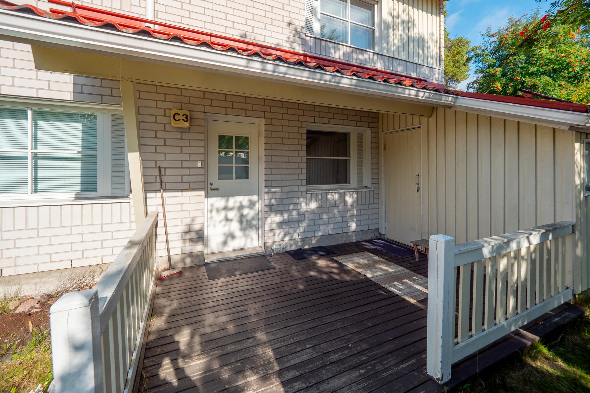 Käpykuusentie 13, Iinatti, Oulu