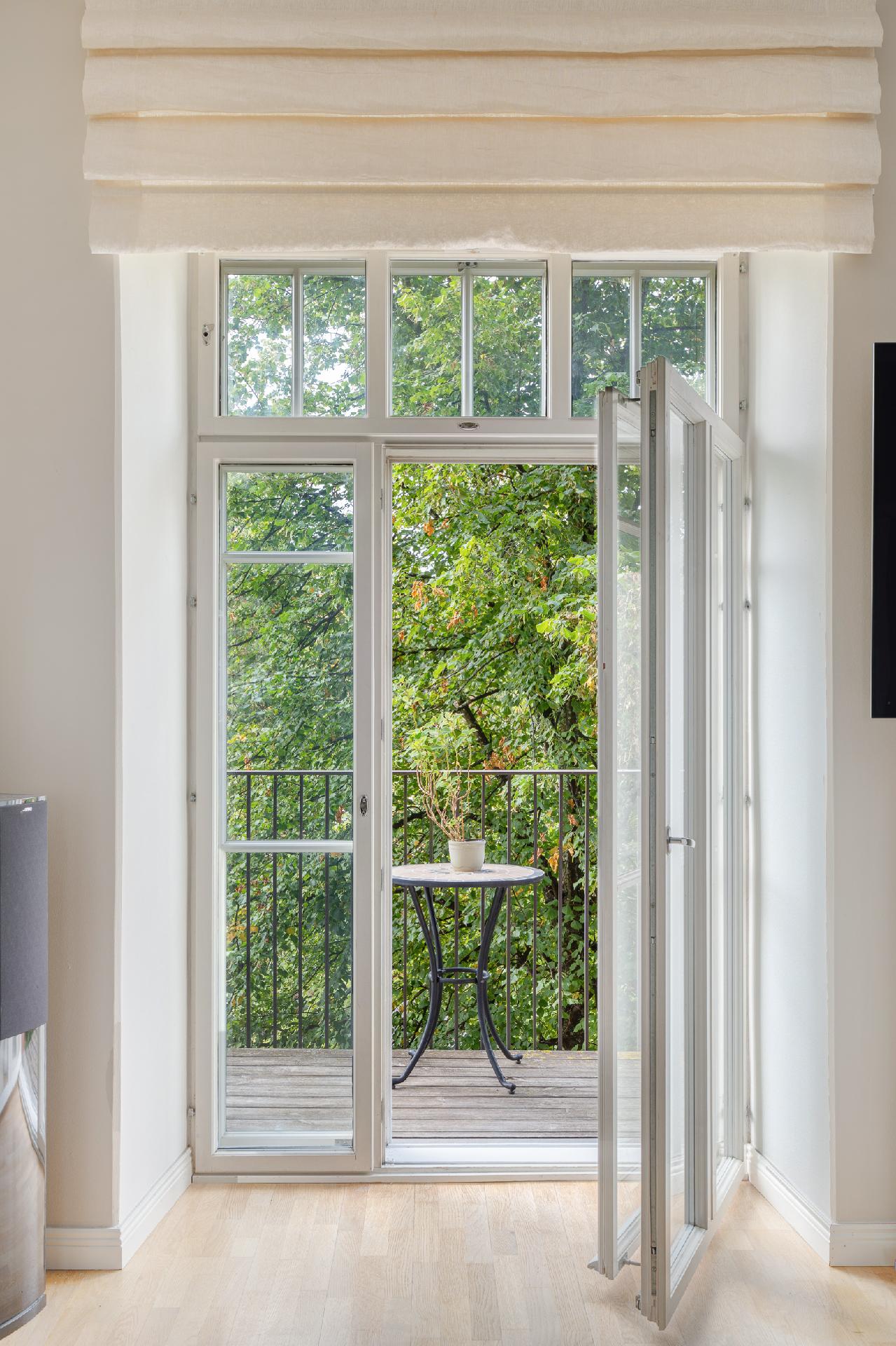 Puolipäivänkatu 4, Katajanokka, Helsinki