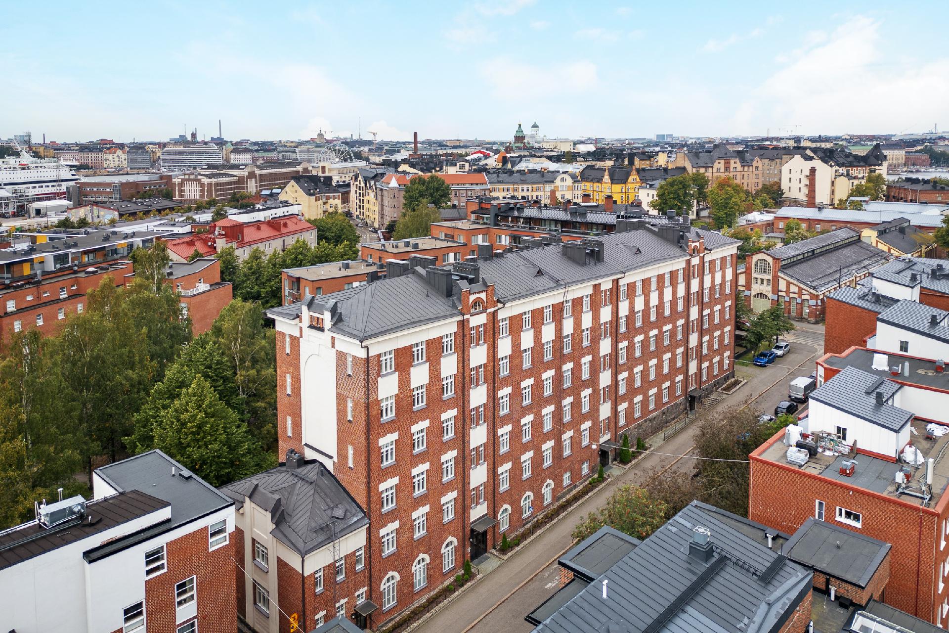 Puolipäivänkatu 4, Katajanokka, Helsinki