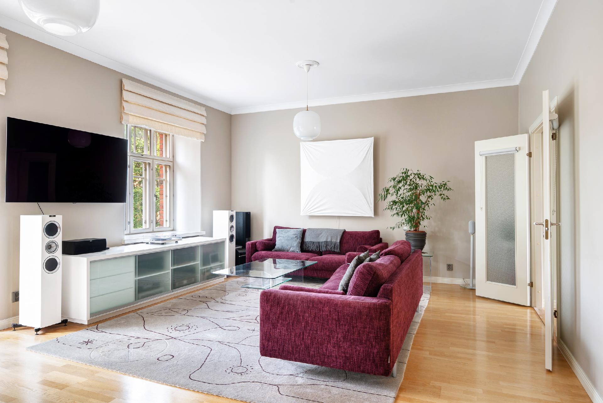 Puolipäivänkatu 4, Katajanokka, Helsinki