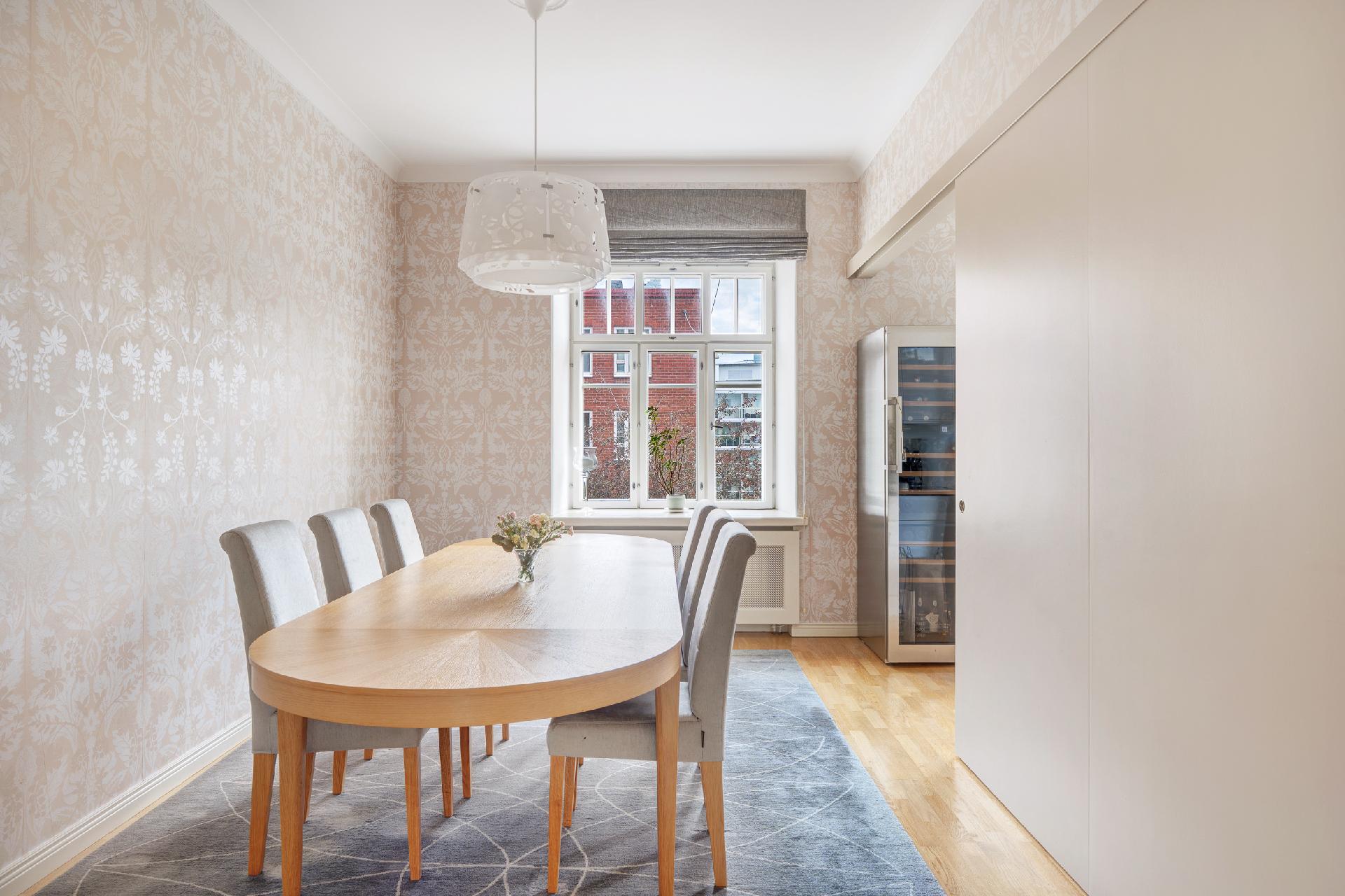 Puolipäivänkatu 4, Katajanokka, Helsinki