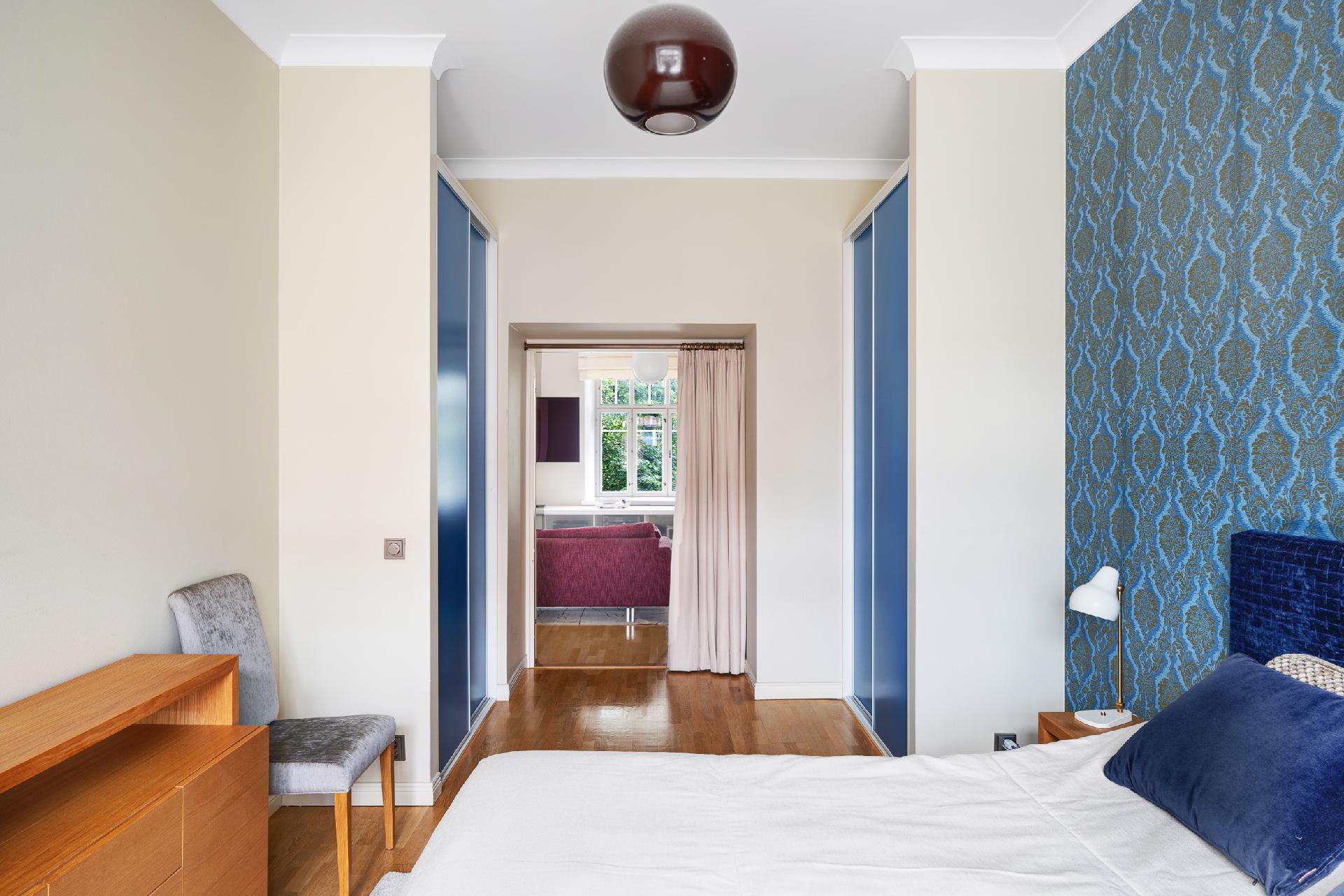 Puolipäivänkatu 4, Katajanokka, Helsinki