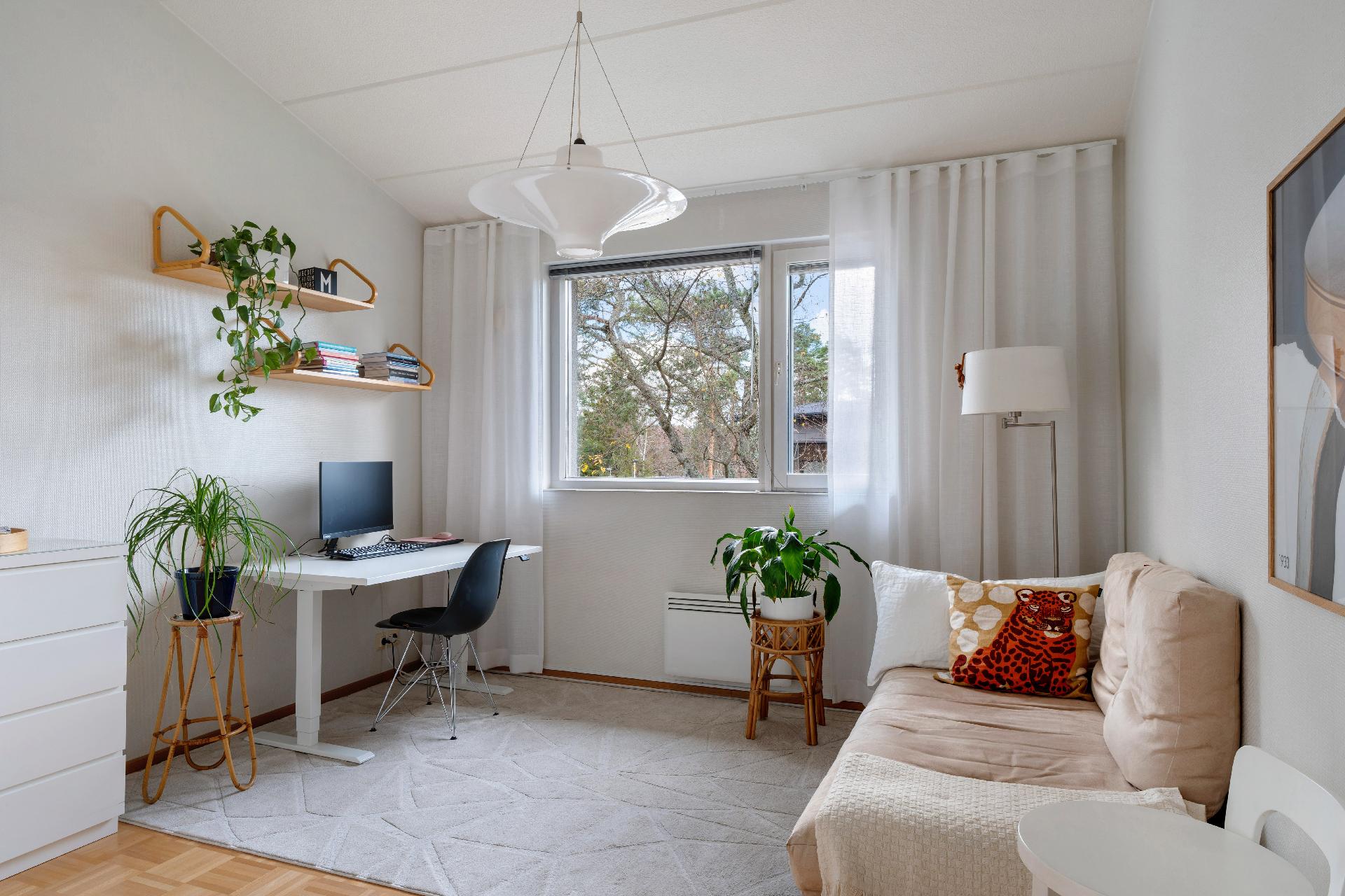 Mh 3 on nk. päämakuuhuone