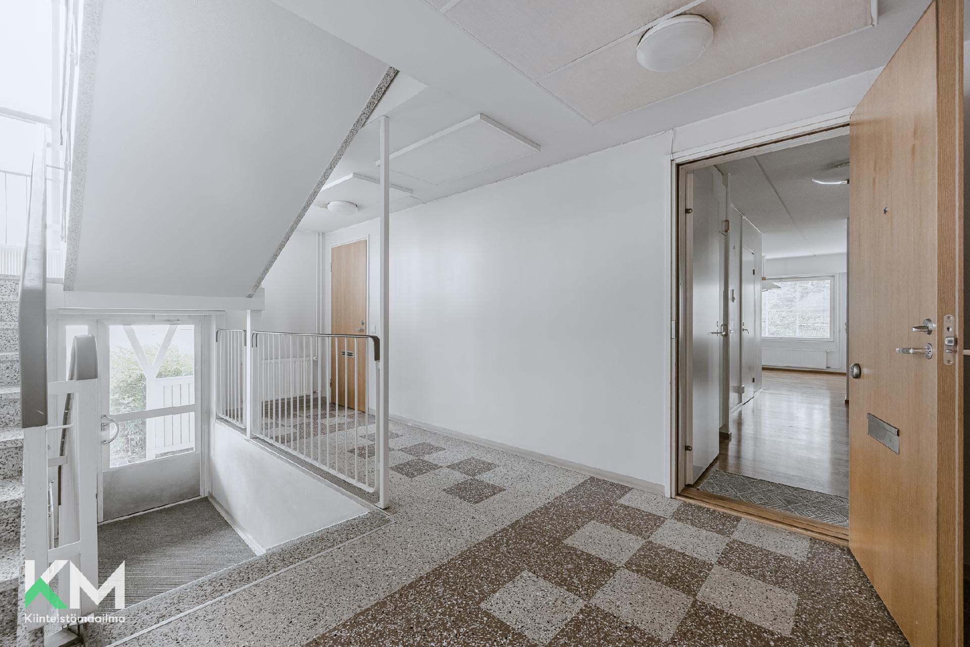 Lemminkäisensola 1, Pohja, Seinäjoki