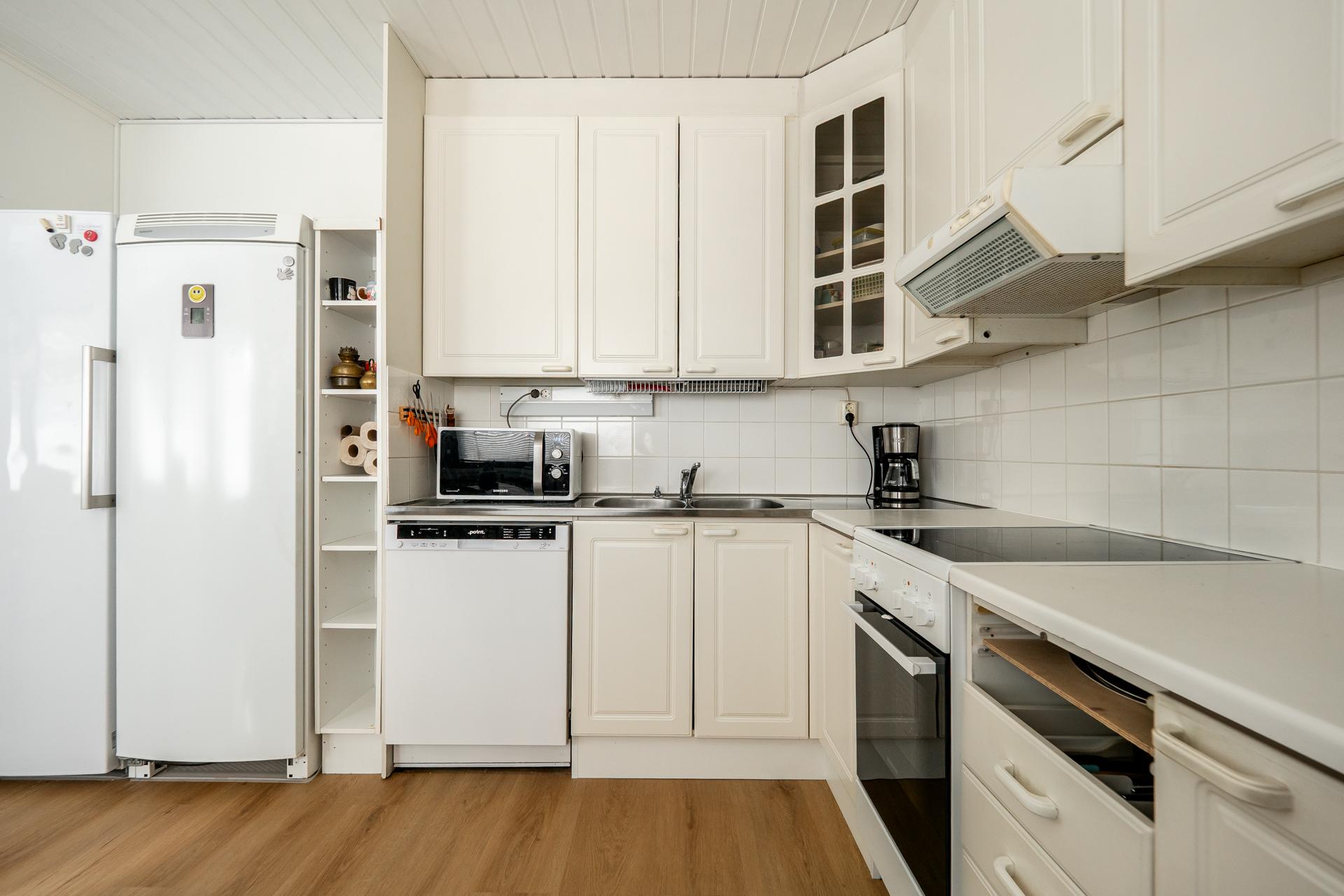 Välitie 2-4, Ristisuo, Kempele