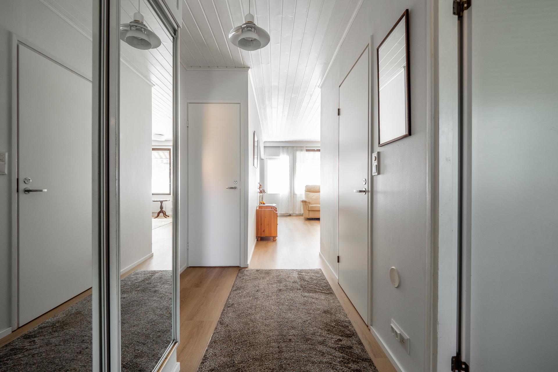 Välitie 2-4, Ristisuo, Kempele