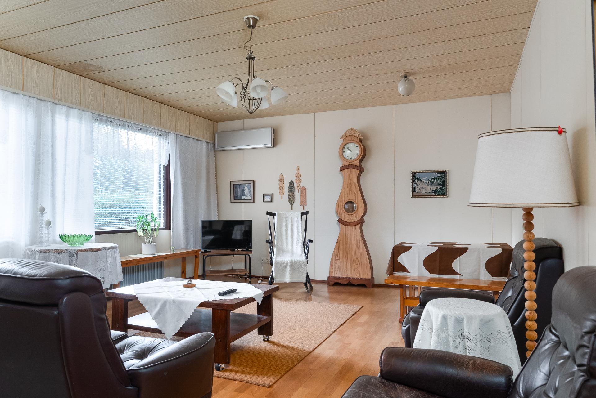 Suurosentie 3, Lievestuore, Laukaa