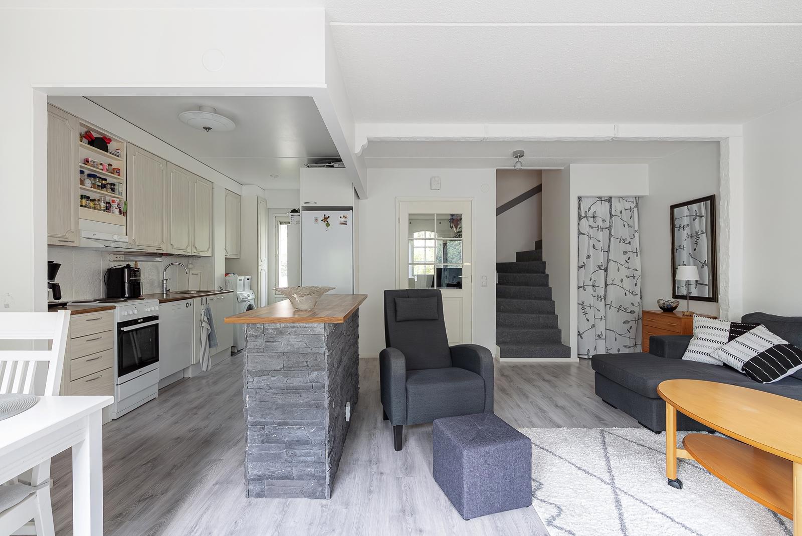 Haapakallionkuja 2, Hyvinkää