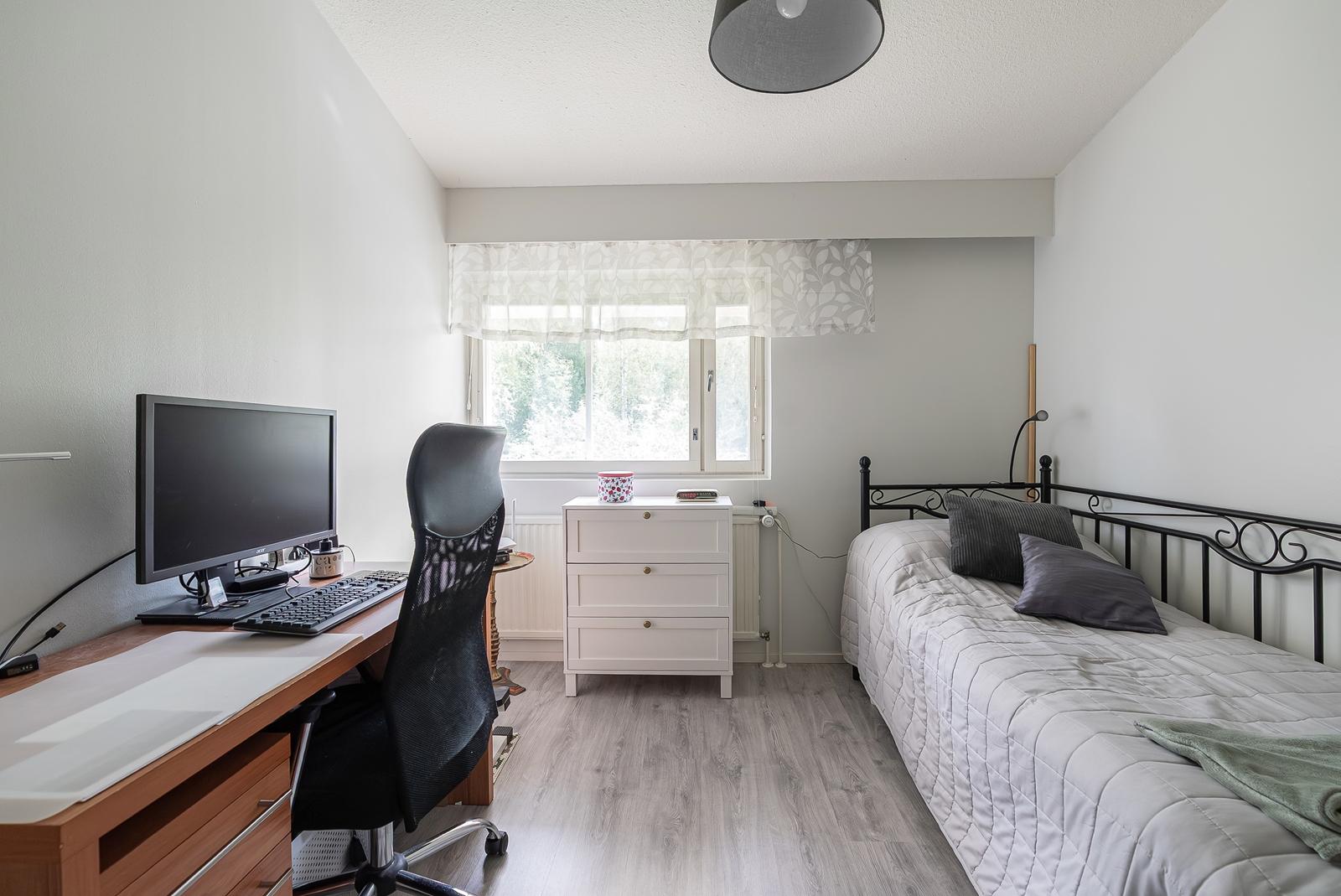 Haapakallionkuja 2, Hyvinkää