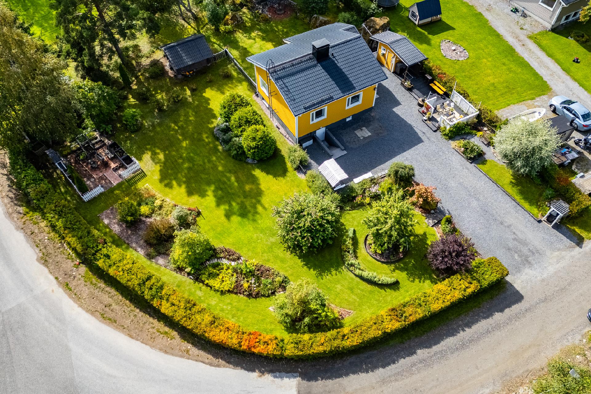 Mesikämmenentie 3, Kärjenniemi, Valkeakoski